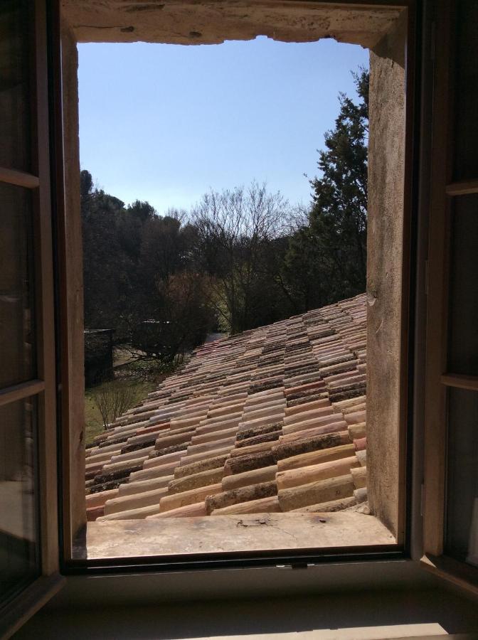 Le Moulin Des Pinchinats Bed & Breakfast Aix-en-Provence Exterior photo